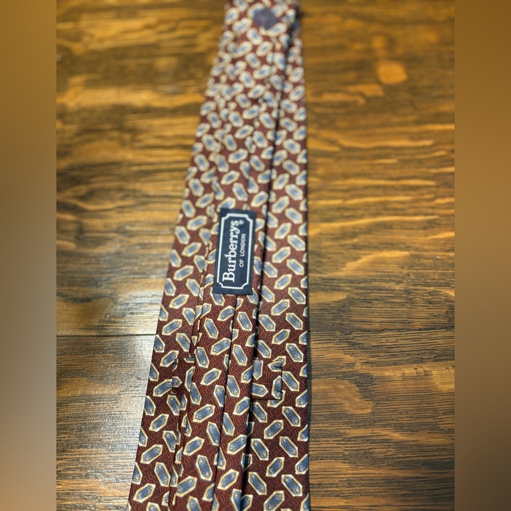 Vintage Burberrys Chili Brown Patterned Tie